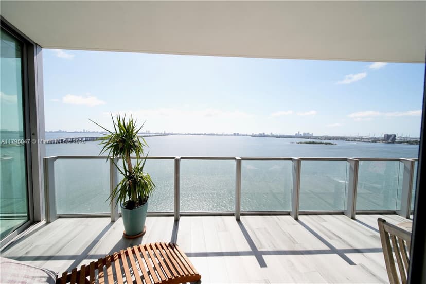 2900 NE 7th Ave # 1705, Miami FL 33137