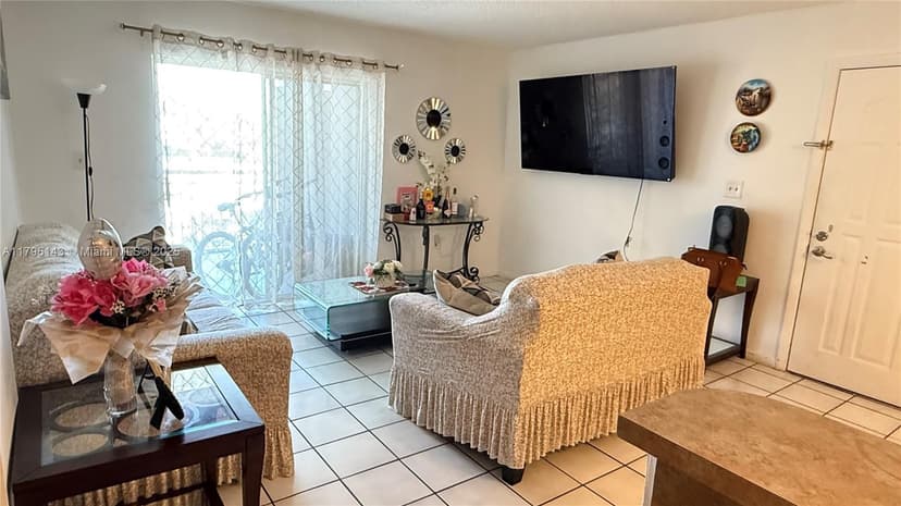 8560 SW 212th St # 203, Cutler Bay FL 33189