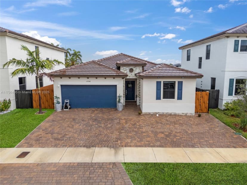 12941 SW 229th St, Miami FL 33170