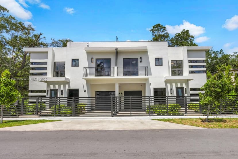 3224 Elizabeth St, Miami FL 33133