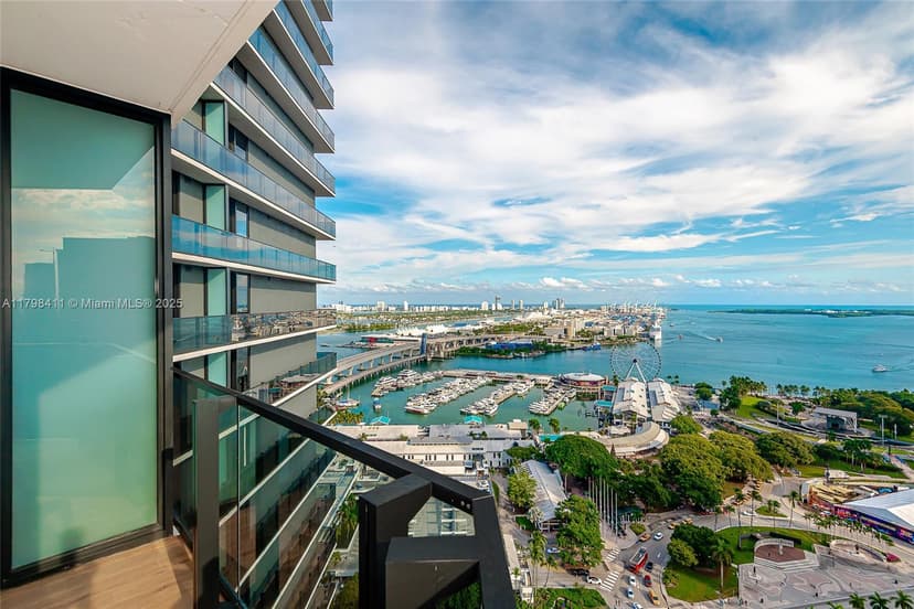 398 NE 5th St # 2415, Miami FL 33132