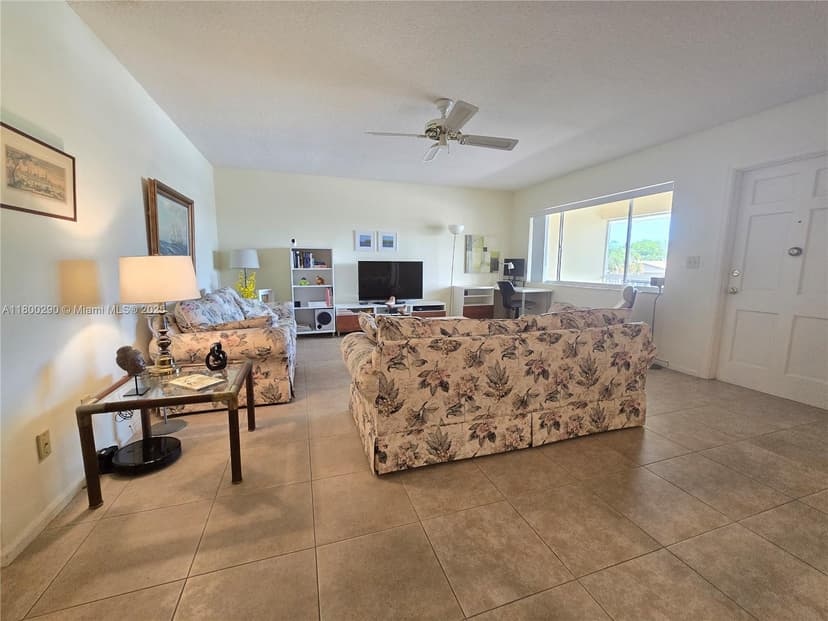 2121 NE 68th St # 210, Fort Lauderdale FL 33308
