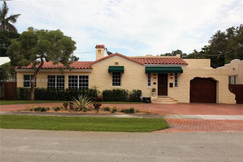 804 SE 10th St, Fort Lauderdale FL 33316