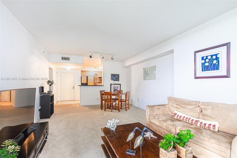 335 S BISCAYNE BL # 902, Miami FL 33131