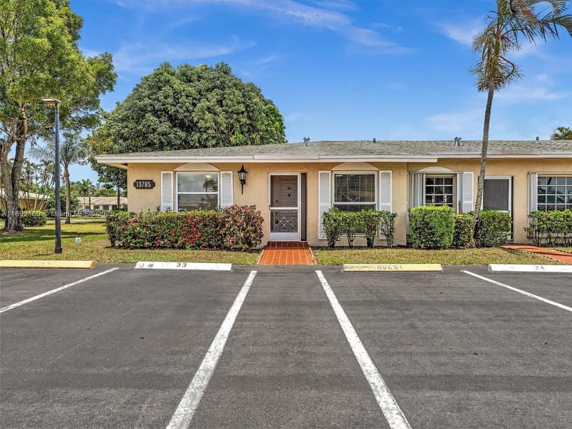 13785 Flora Pl # A, Delray Beach FL 33484