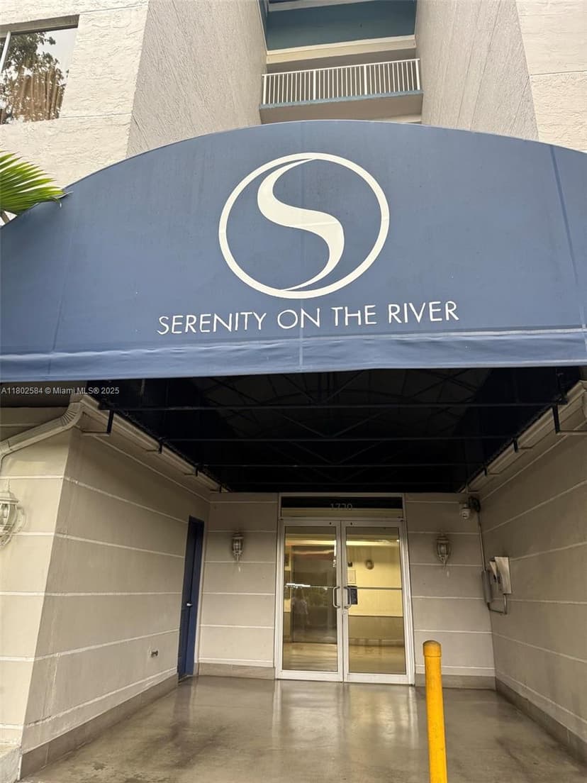 1720 NW N River Dr # 203, Miami FL 33125