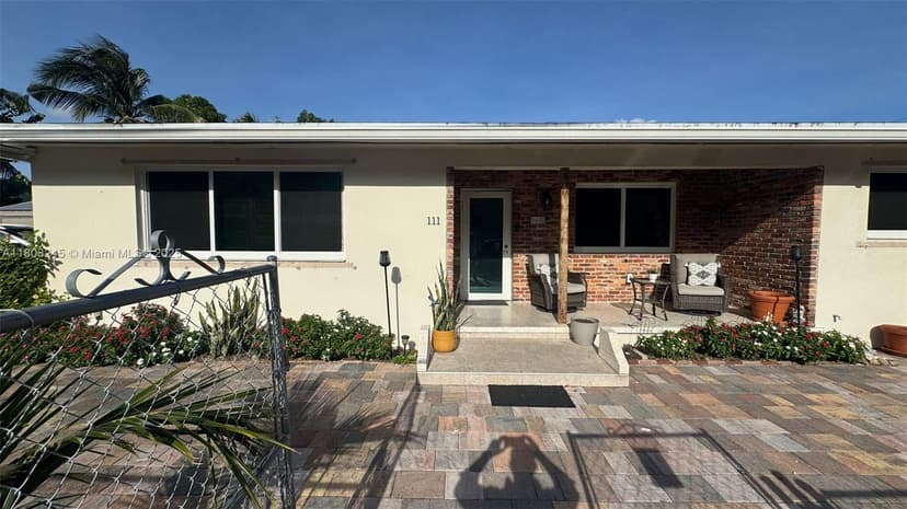 111 SW 24th Ave, Miami FL 33135