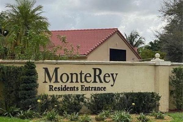 18625 NW 53rd Ave, Miami Gardens FL 33055