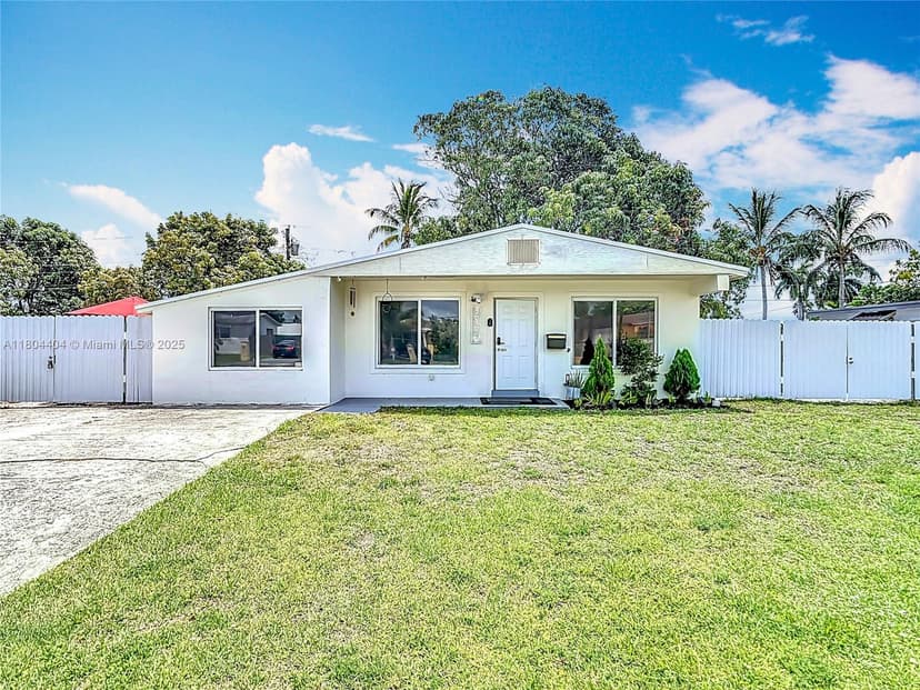 20421 NW 25th Ave, Miami Gardens FL 33056