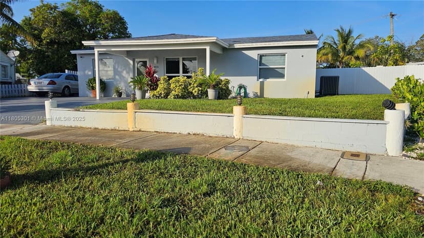 4651 SW 19th St, Fort Lauderdale FL 33317