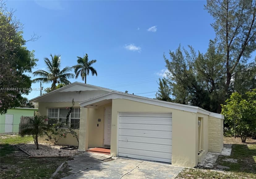 314 Anderson Rd, Lantana FL 33462