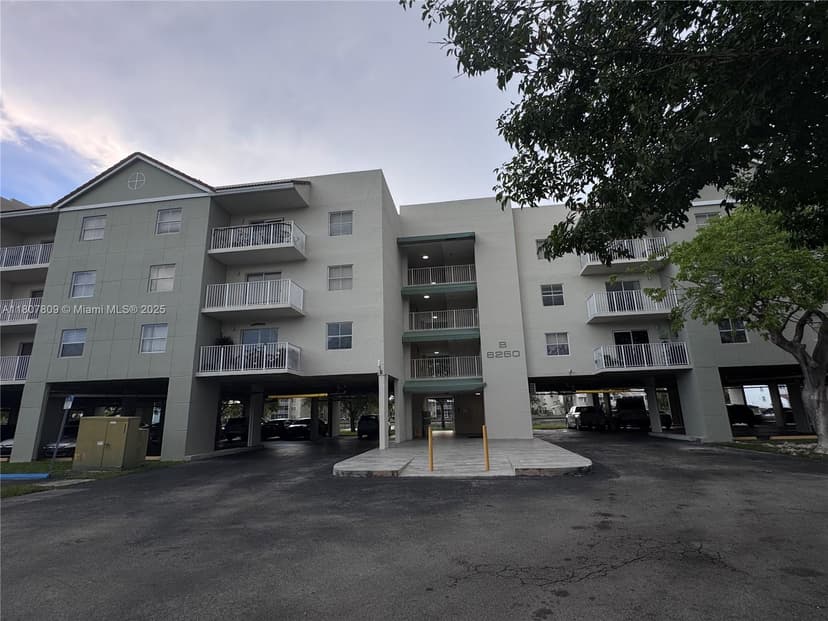 8260 SW 210th St # 310, Cutler Bay FL 33189