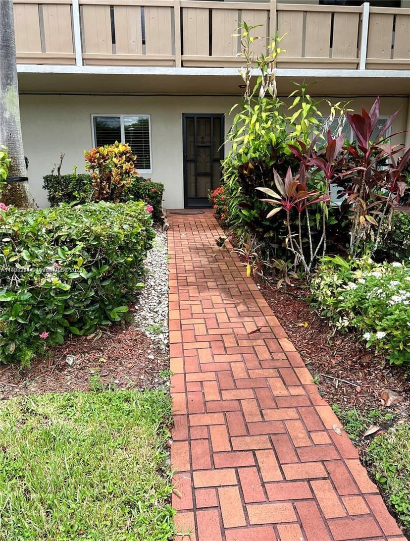 14360 Strathmore Ln # 102, Delray Beach FL 33446