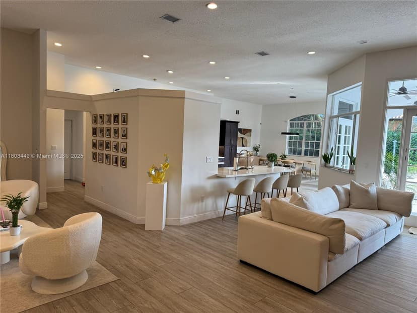 14601 SW 99th Ave, Miami FL 33176