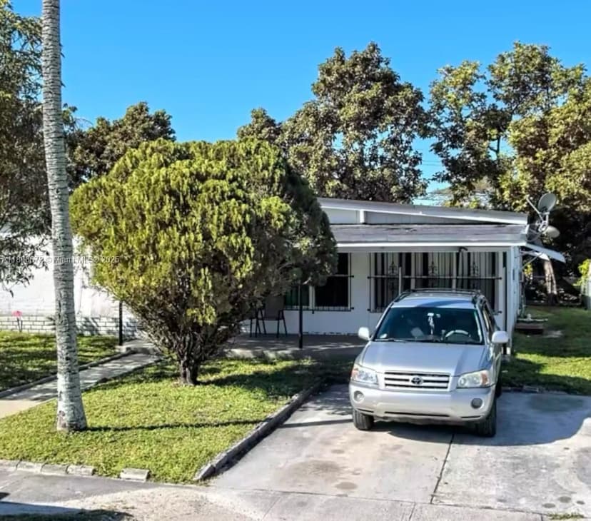18032 NW 8th Ave, Miami Gardens FL 33169