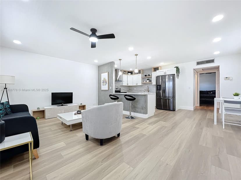 515 Monaco K # 515, Delray Beach FL 33446