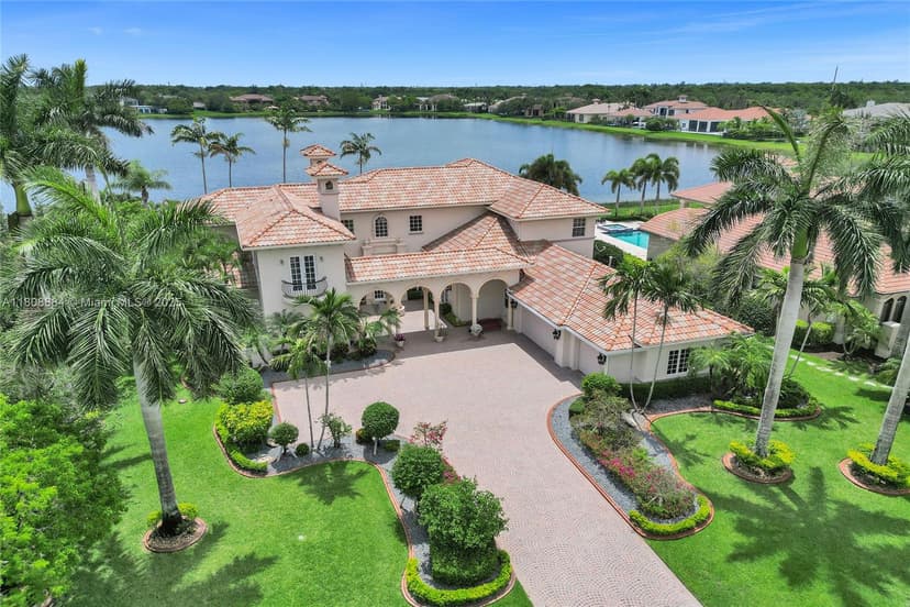 3308 Islewood Ave, Weston FL 33332