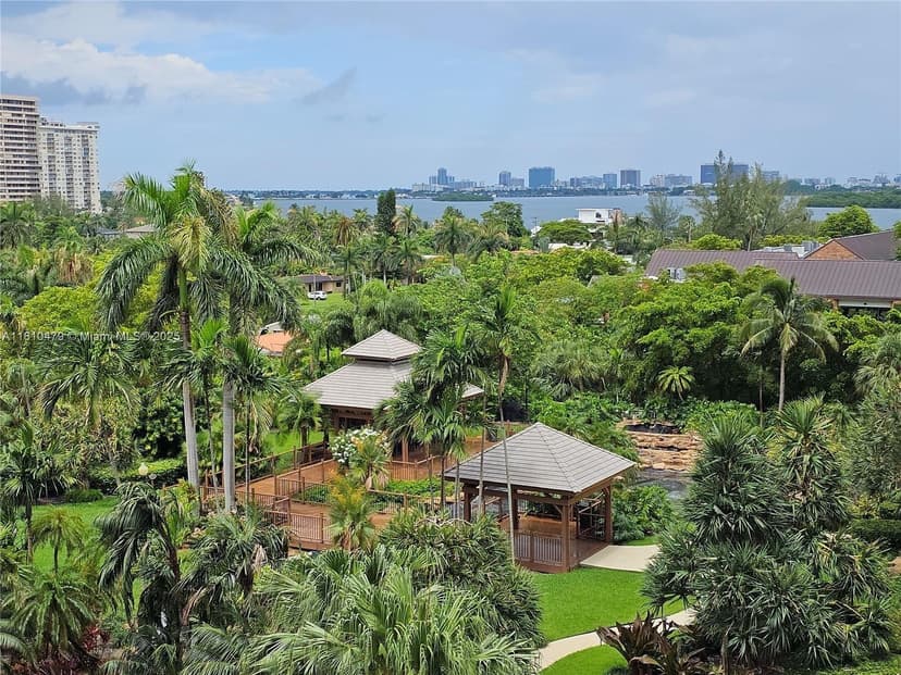 1000 QUAYSIDE TE # 509, Miami FL 33138