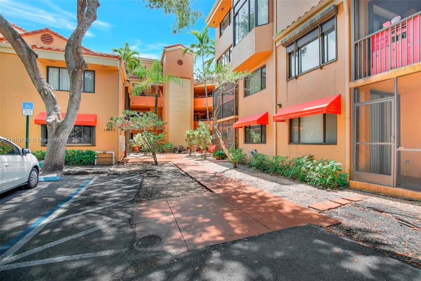 15535 Miami Lakeway N # 106, Miami Lakes FL 33014
