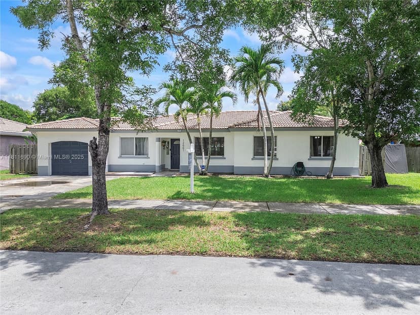 12661 SW 222nd Ter, Miami FL 33170