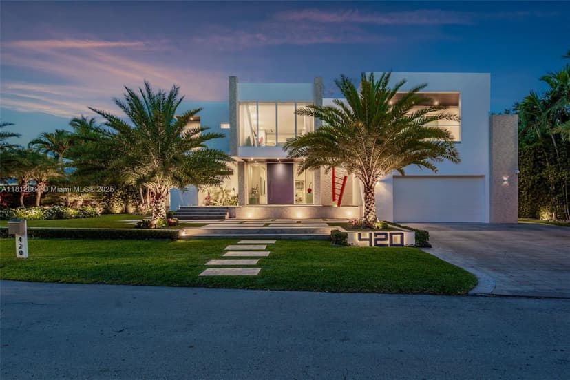 420 Island Dr, Key Biscayne FL 33149