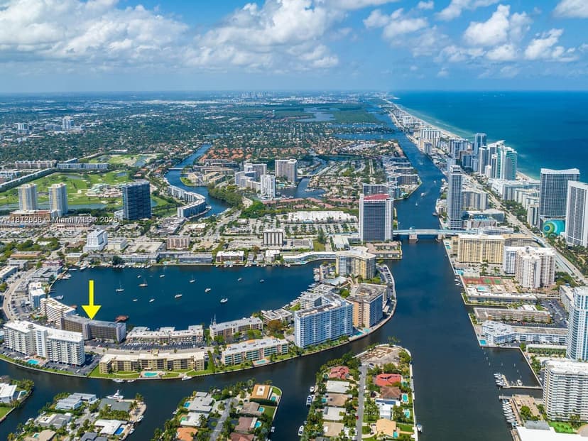 400 Golden Isles Dr # 10, Hallandale Beach FL 33009