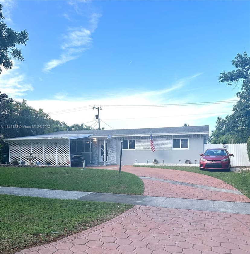19511 Whispering Pines Rd, Cutler Bay FL 33157
