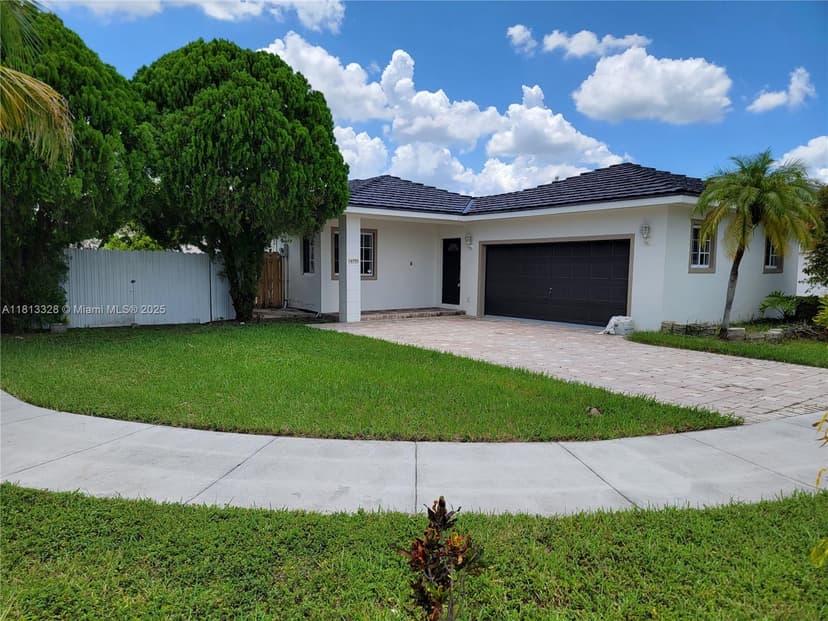 14730 SW 142nd St, Miami FL 33196