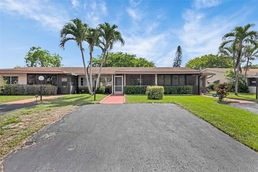 14386 Campanelli Dr, Delray Beach FL 33484