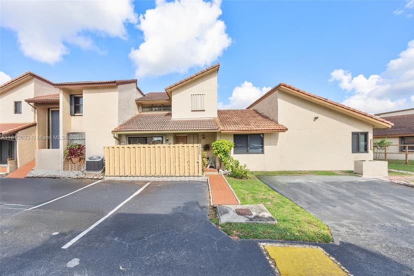 1456 SW 134th Pl, Miami FL 33184
