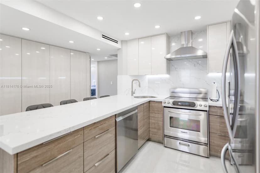 1985 S Ocean Dr # 16Q, Hallandale Beach FL 33009