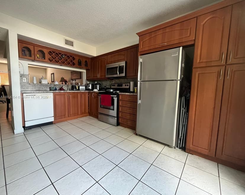 14901 SW 82nd Ter # 207, Miami FL 33193