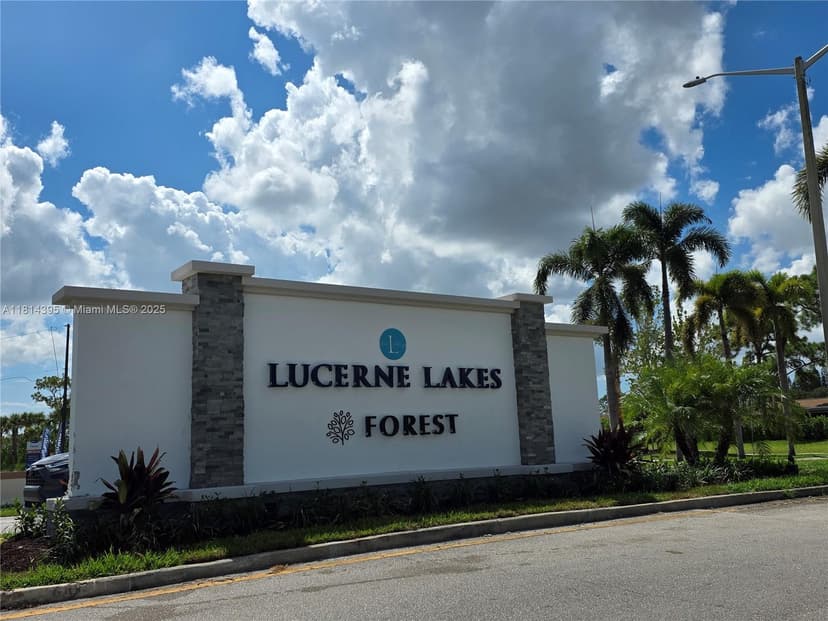 4820 W Lucerne Lakes Blvd W # 305, Lake Worth FL 33467