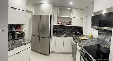 1801 S Ocean Dr # 1040, Hallandale Beach FL 33009