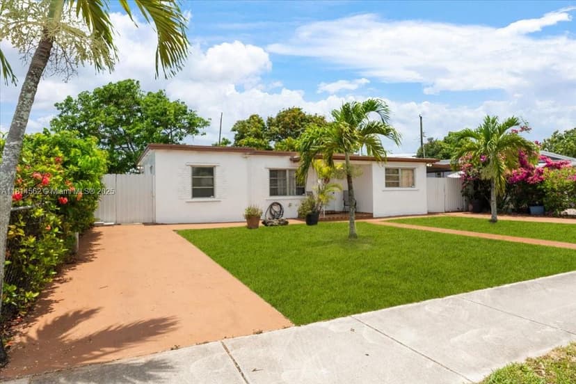 334 W 36th Ter, Hialeah FL 33012
