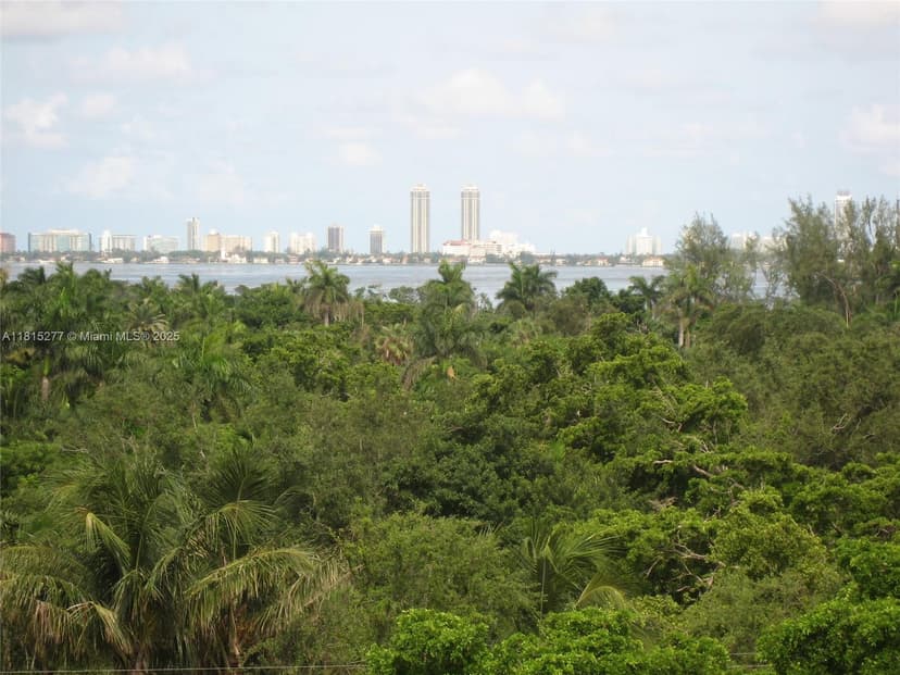 5701 Biscayne Blvd # 701, Miami FL 33137