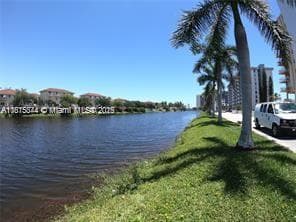 2025 NE 164th St # 405, North Miami Beach FL 33162