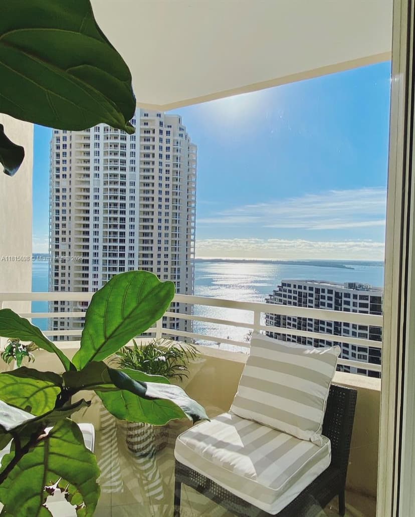 888 Brickell Key Dr # 2209, Miami FL 33131