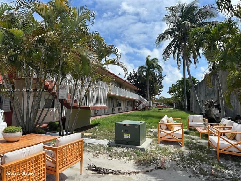 2916 Funston St # 47A, Hollywood FL 33020