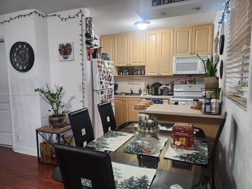 110 SE 2nd St # 210, Hallandale Beach FL 33009