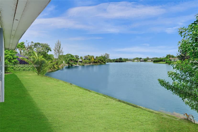 2050 NE 196th Ter, North Miami Beach FL 33179