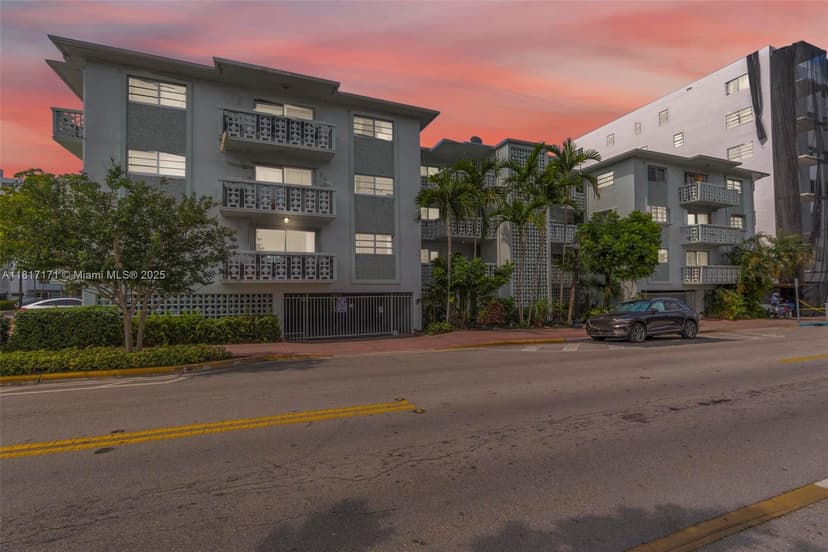 1100 11th St # 208, Miami Beach FL 33139