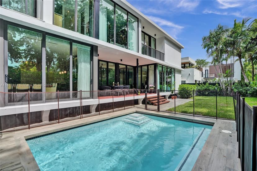 4061 Matheson Ave, Miami FL 33133