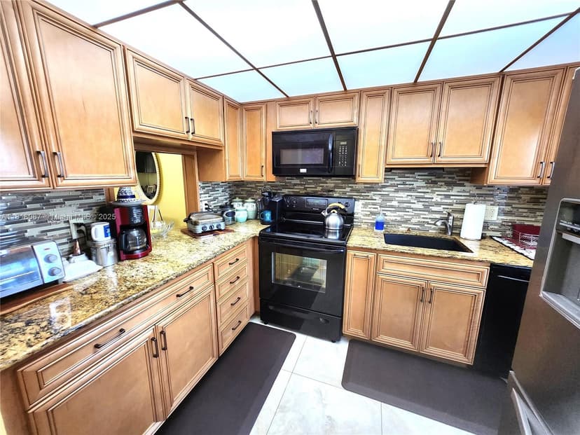 1951 NE 39 Street # 149, Lighthouse Point FL 33064