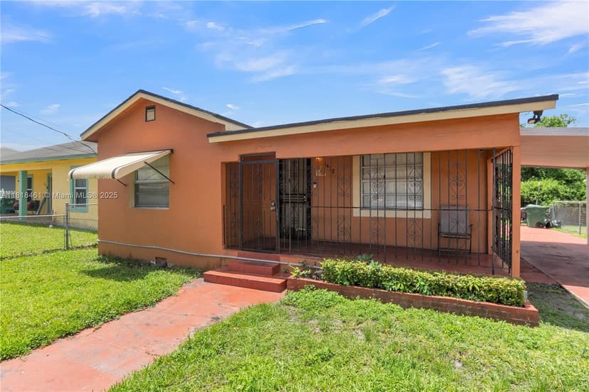 1478 NW 74th St, Miami FL 33147