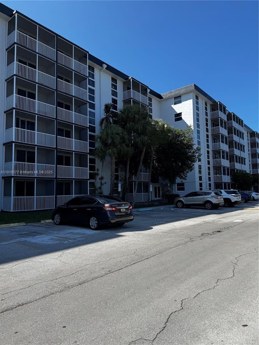 16851 NE 23rd Ave # A516, North Miami Beach FL 33160