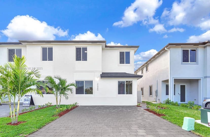 22425 SW 125th Ave, Miami FL 33170
