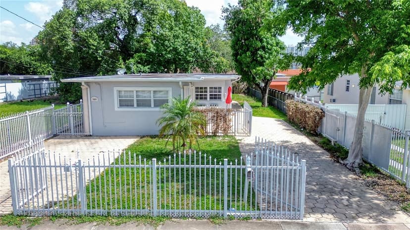 3121-3123 SW 25th Ter, Miami FL 33133