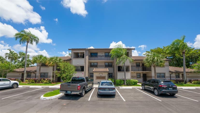 9963 Nob Hill Pl # 0, Sunrise FL 33351