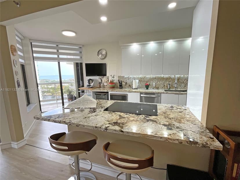 20191 E Country Club Dr # 1903, Aventura FL 33180
